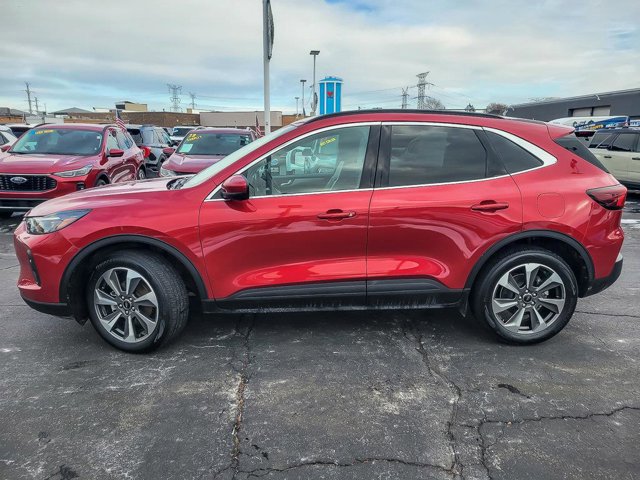 Certified 2024 Ford Escape Platinum image 3