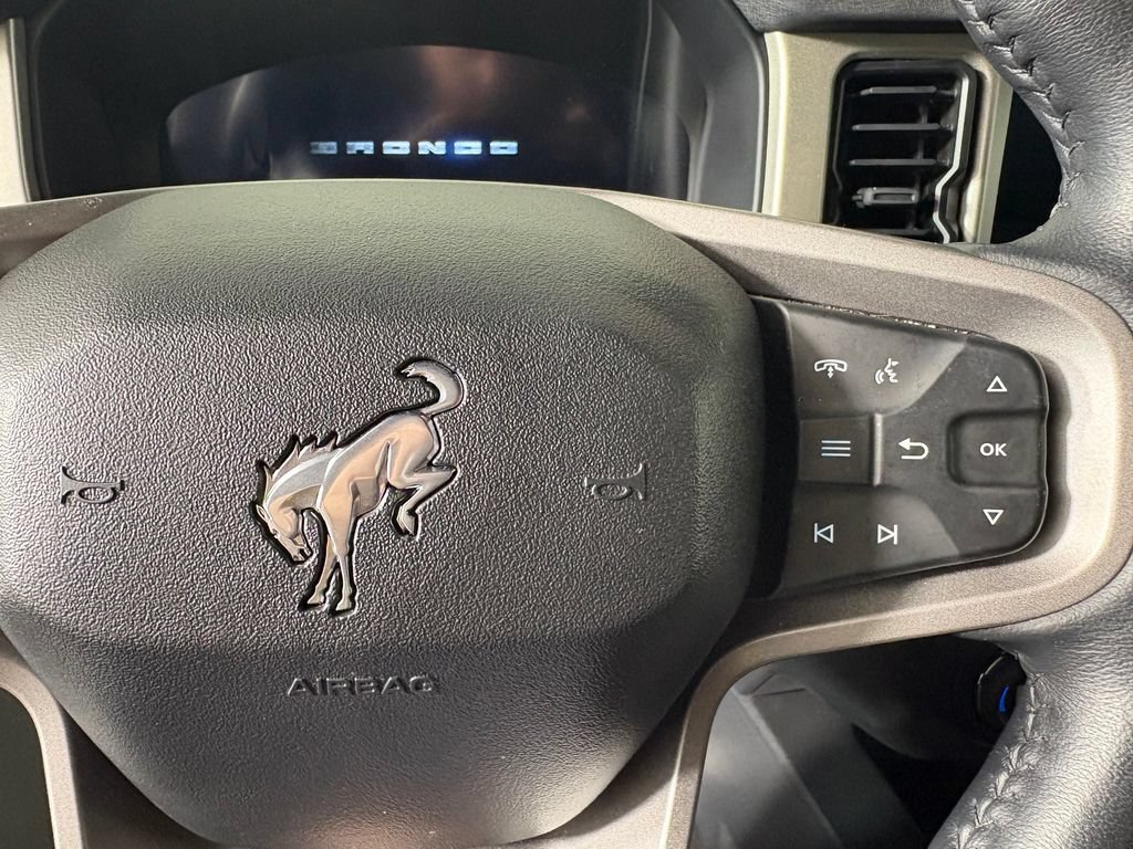 Certified 2025 Ford Bronco Outer Banks AWD/4WD image 23