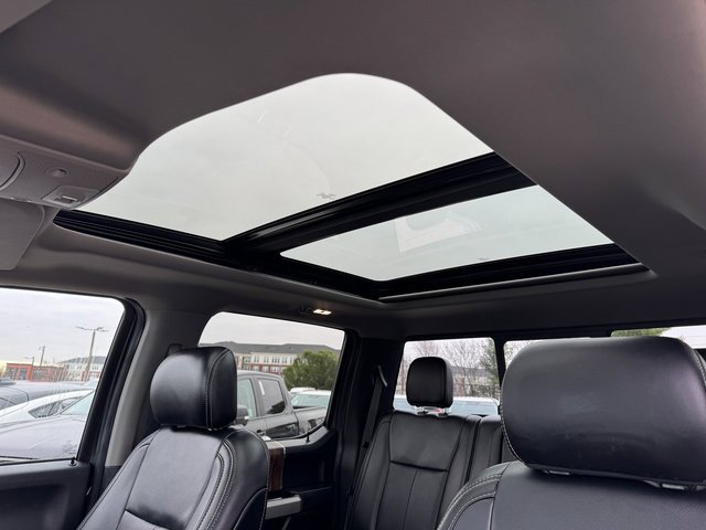 Certified 2019 Ford F150 Lariat w/ Equipment Group 502A Luxury image 30