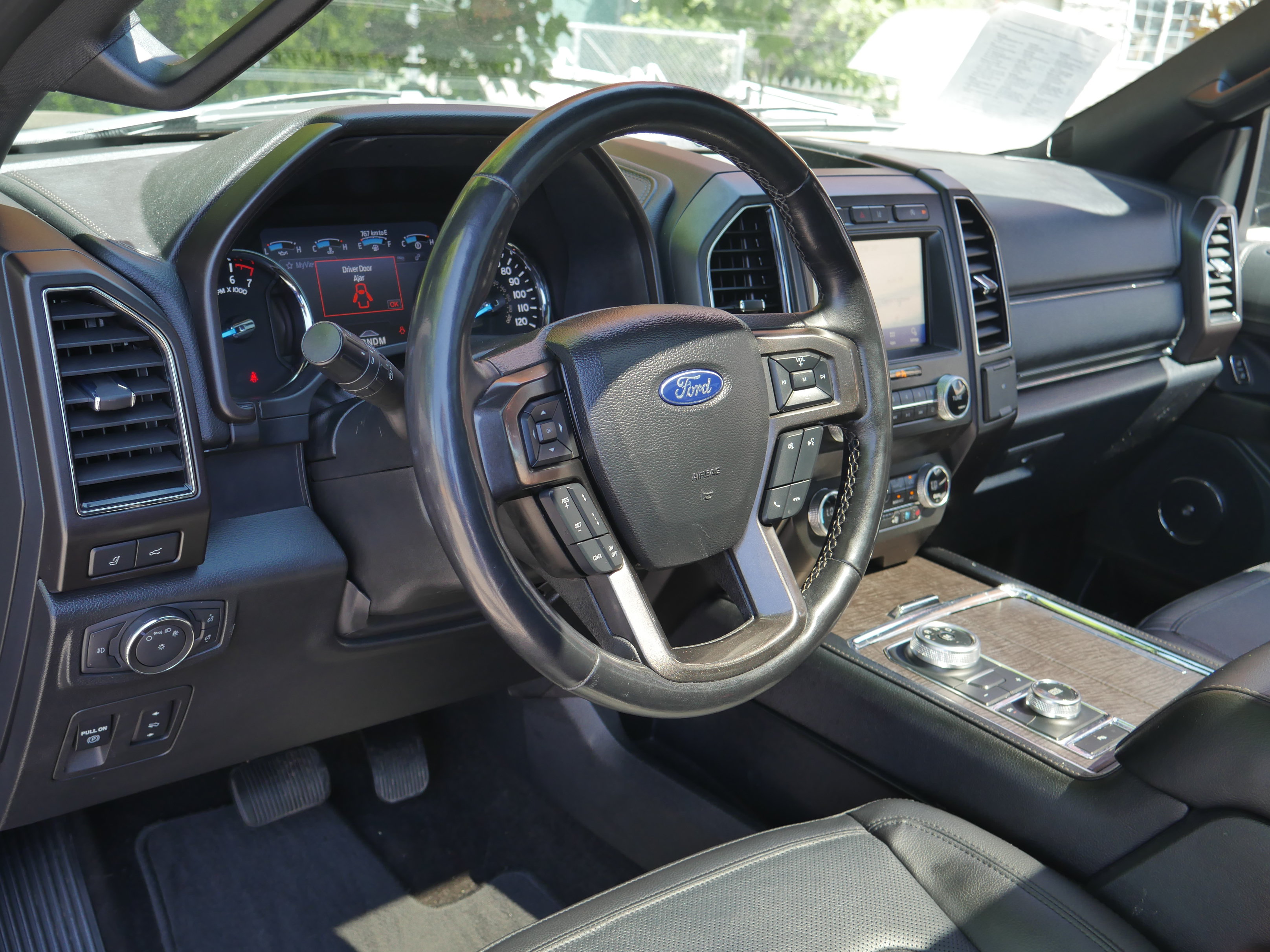 Certified 2021 Ford Expedition Max Limited AWD/4WD image 4