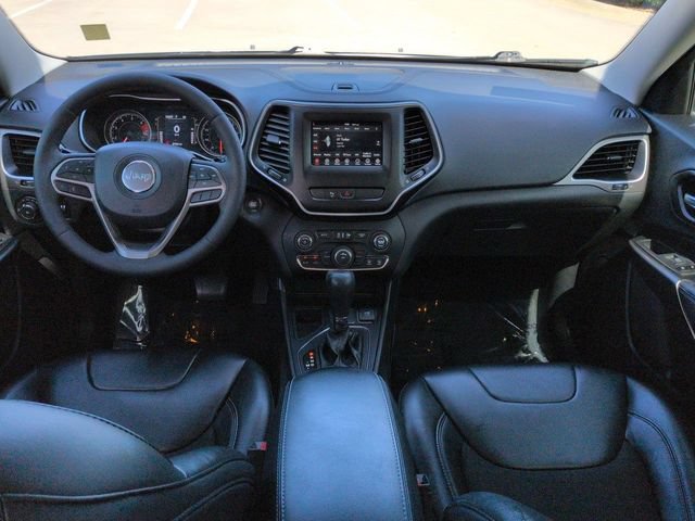 Used 2020 Jeep Cherokee Latitude Plus FWD image 15