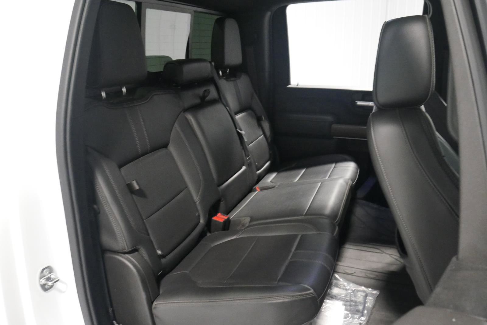 Used 2022 Chevrolet Silverado 2500 High Country image 16