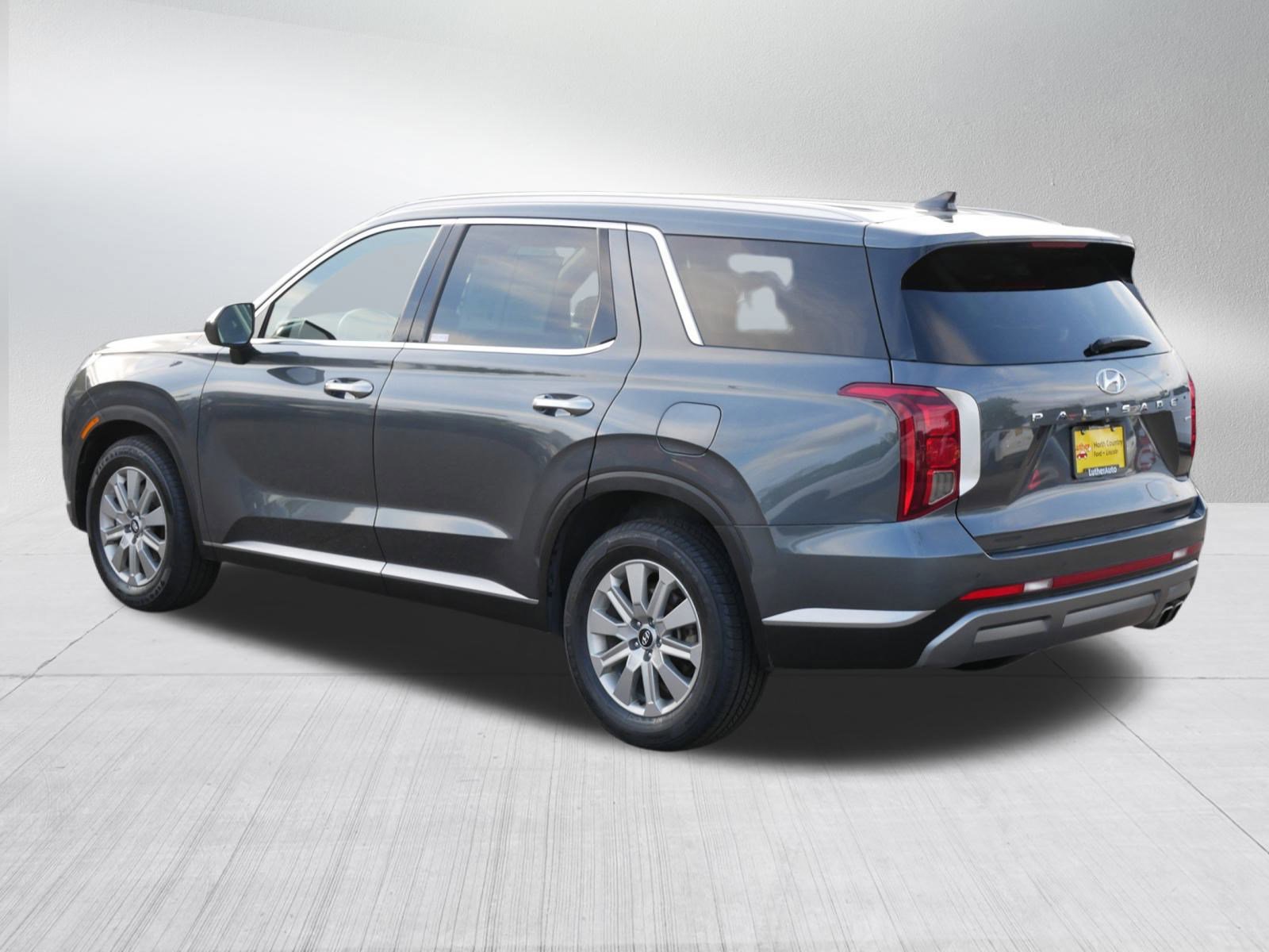 Used 2025 Hyundai Palisade SEL image 3