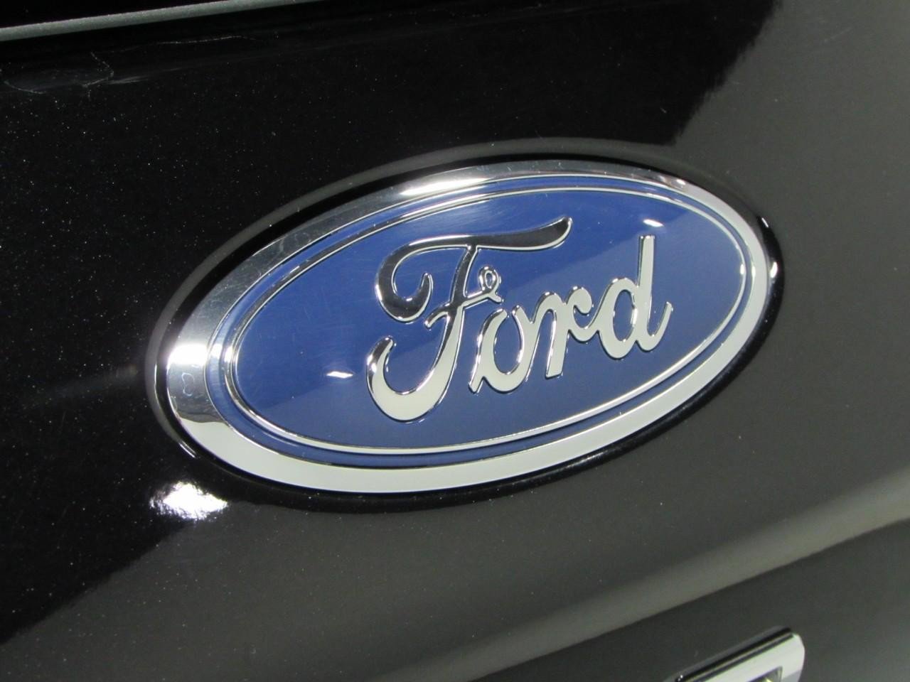 Certified 2023 Ford Escape ST-Line Elite w/ Premium Technology Package AWD/4WD image 35