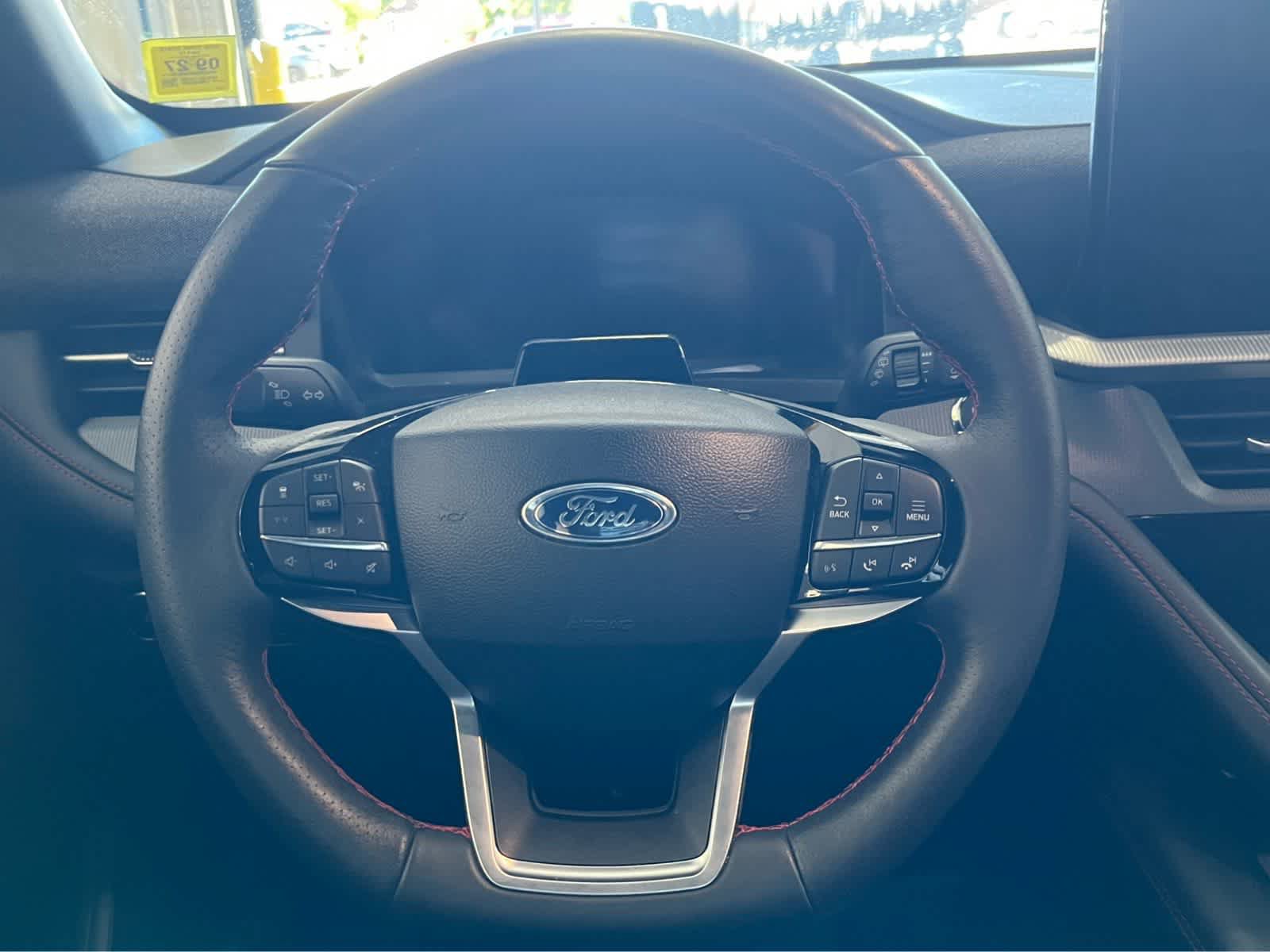 Certified 2025 Ford Explorer ST-Line AWD/4WD image 12