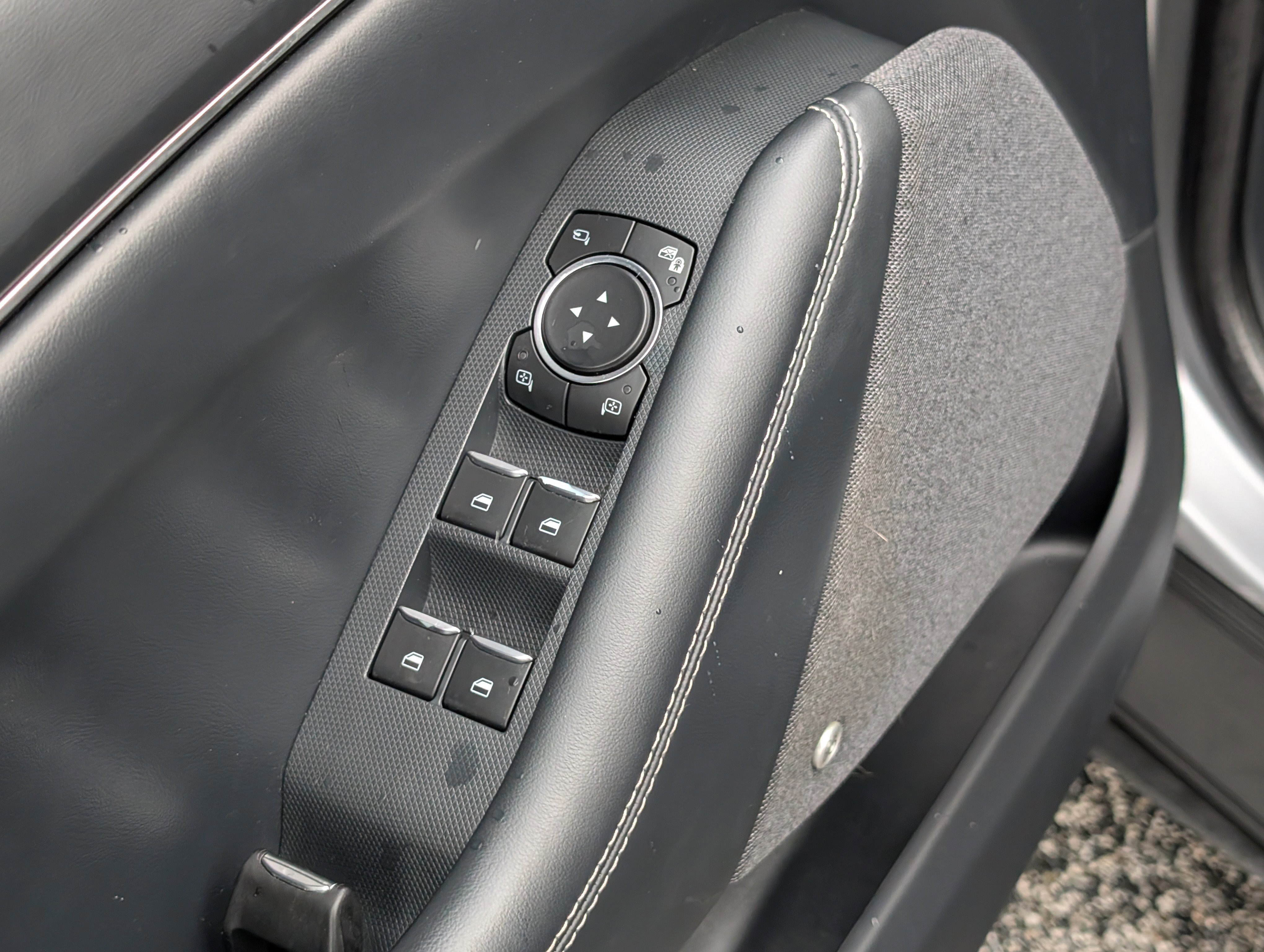 Certified 2021 Ford Mustang Mach-E Premium image 22