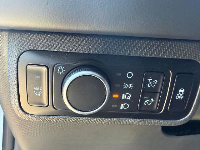 Certified 2026 Ford Mustang Mach-E Premium AWD/4WD image 33