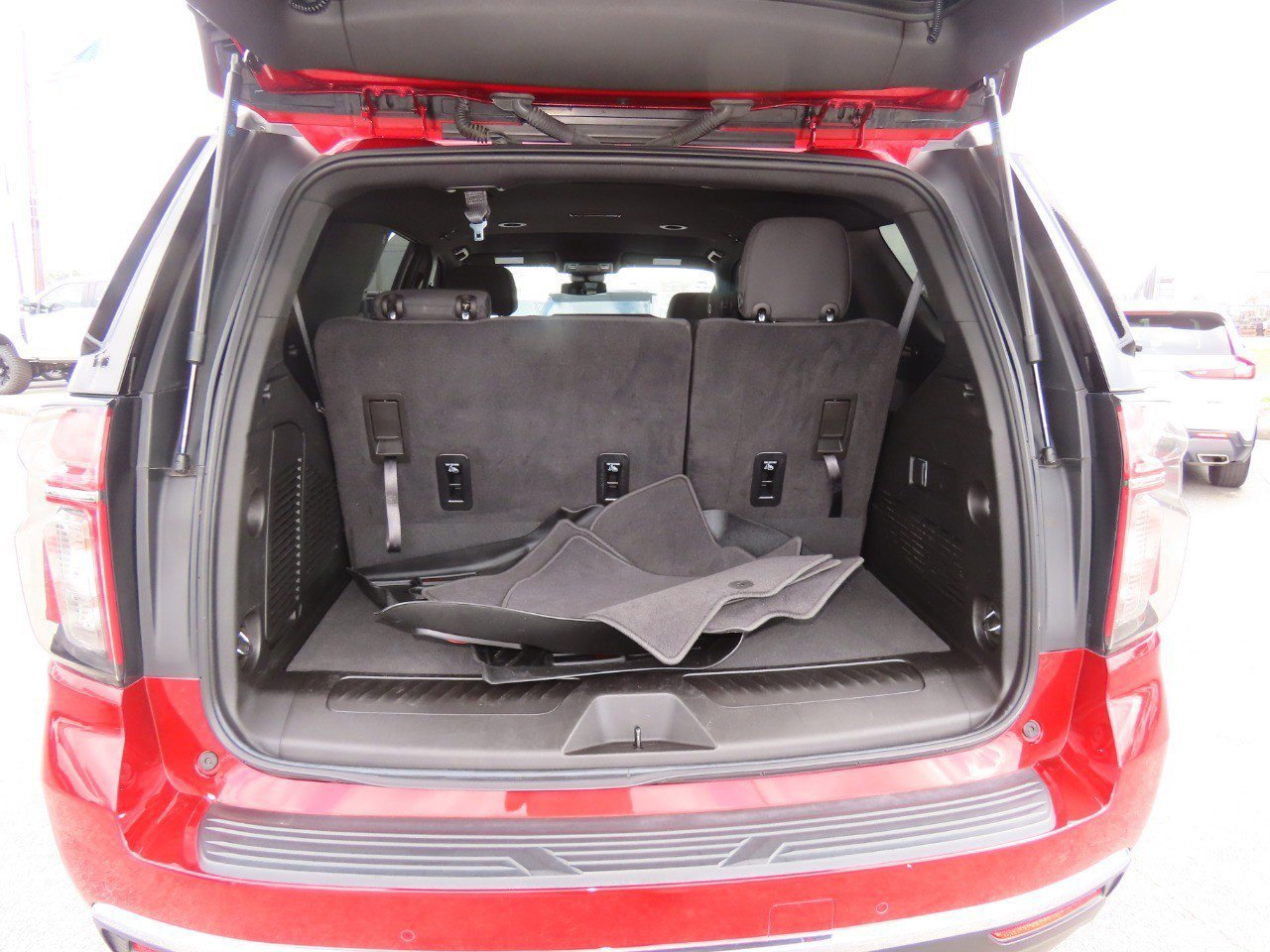 Used 2024 Chevrolet Tahoe LS w/ Driver Alert Package image 15