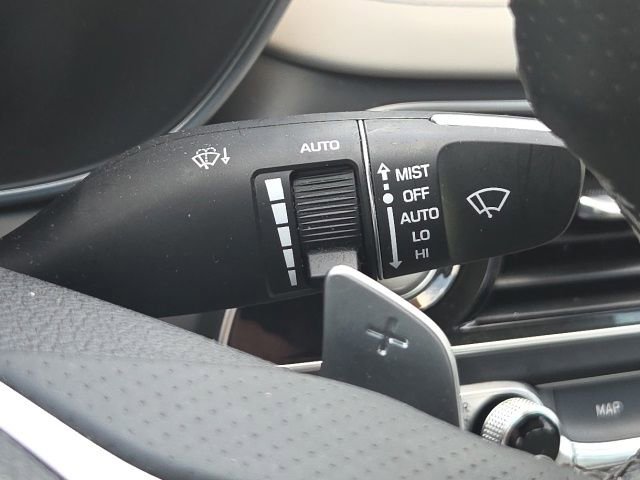 Used 2023 Genesis G70 2.0T w/ Sport Prestige Package RWD image 37
