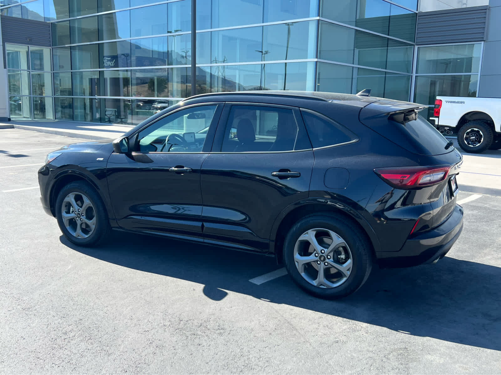 Certified 2024 Ford Escape ST-Line AWD/4WD image 11