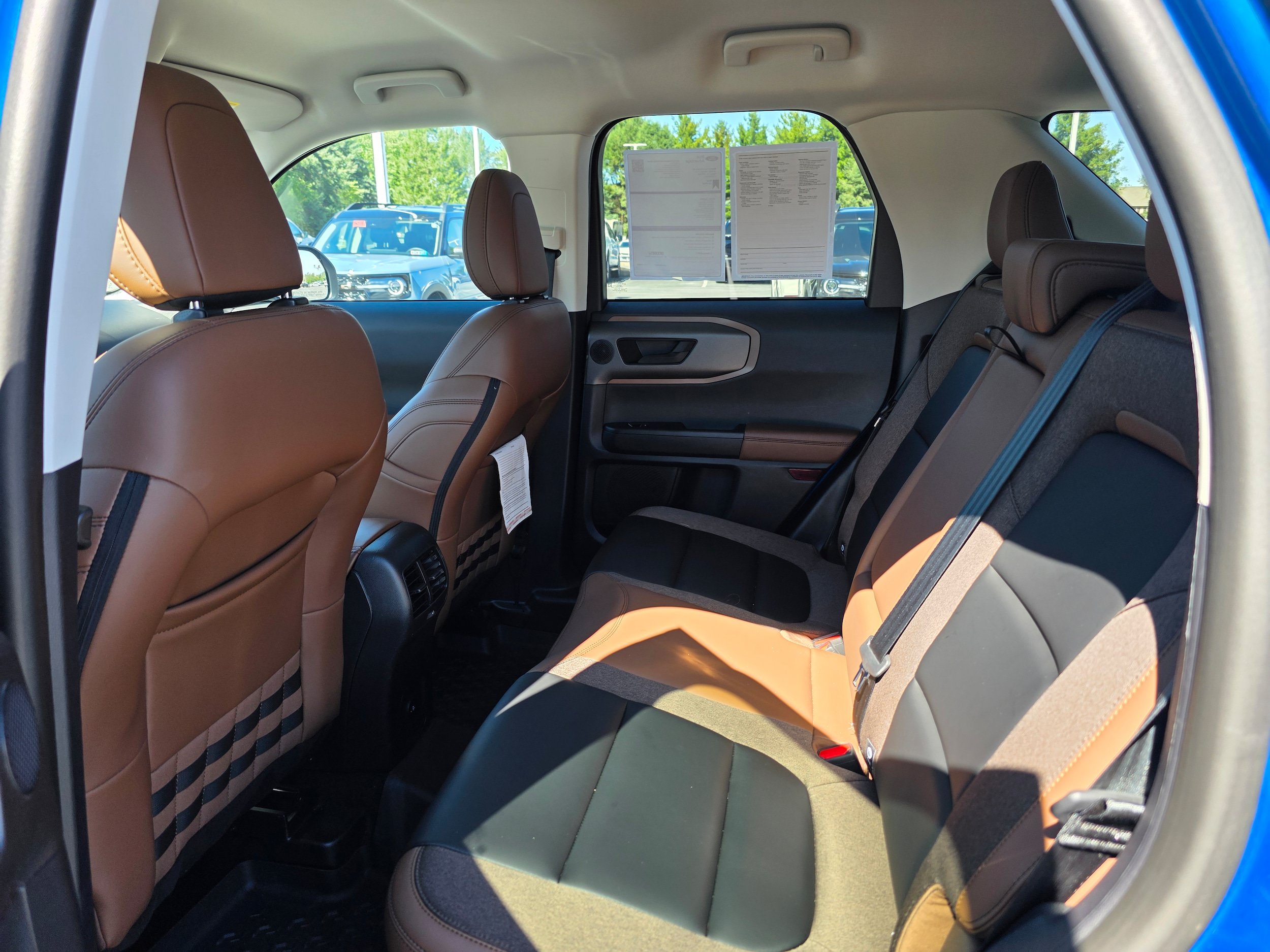 Certified 2025 Ford Bronco Sport Outer Banks w/ Outer Banks Tech Package+ AWD/4WD image 10