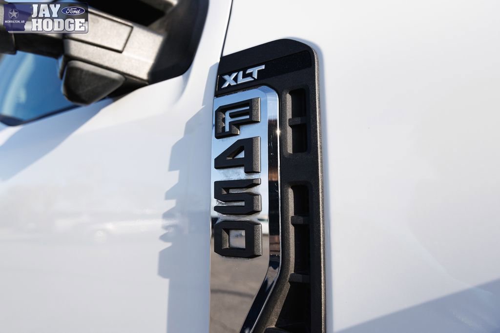 Certified 2025 Ford F450 XLT w/ 360-Degree Camera Package image 13
