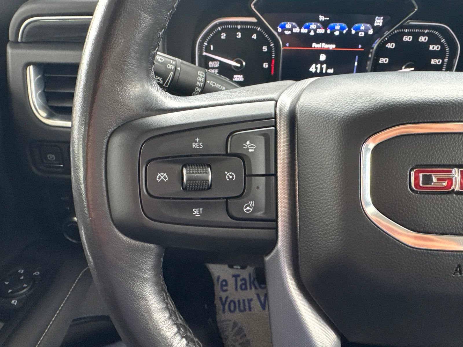 Used 2021 GMC Yukon SLT w/ SLT Premium Package AWD/4WD image 32