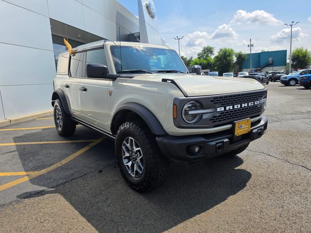 Certified 2025 Ford Bronco Badlands AWD/4WD image 10