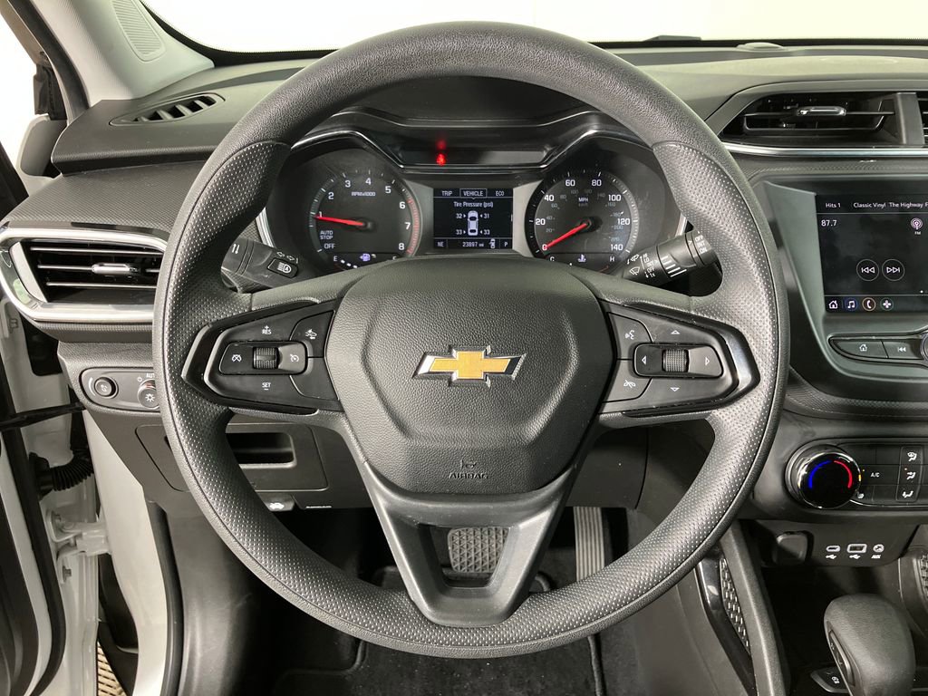 Used 2023 Chevrolet TrailBlazer LT image 16