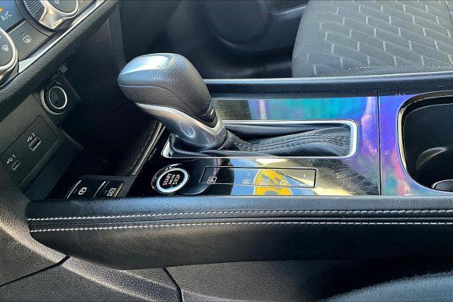 Used 2024 Nissan Kicks SV image 18