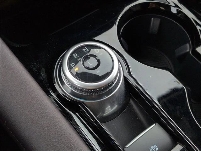 Certified 2025 Ford Explorer Platinum w/ LUX Leather Package image 12