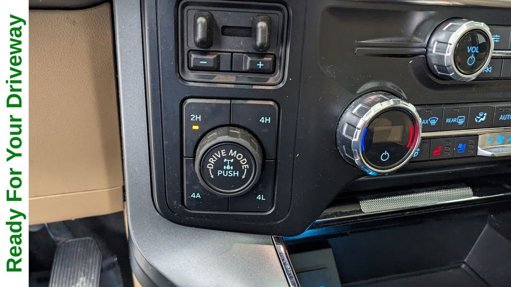 Certified 2021 Ford F150 Lariat w/ Equipment Group 502A High image 32