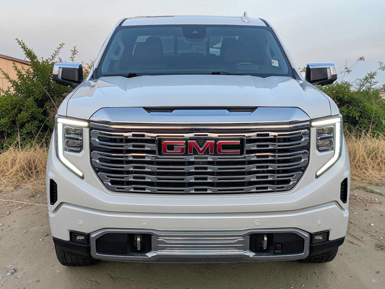 Used 2023 GMC Sierra 1500 Denali AWD/4WD image 9