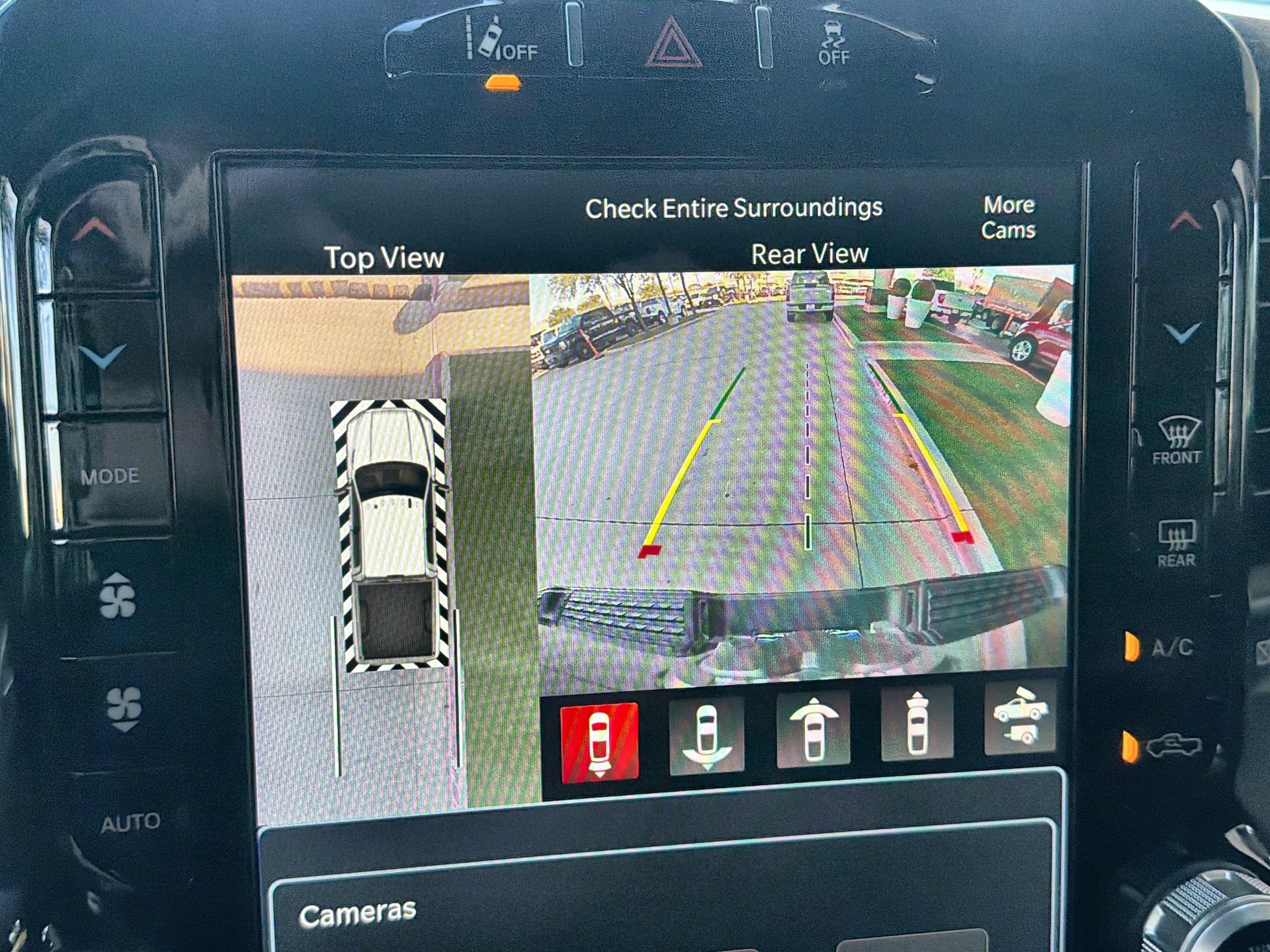 Used 2022 RAM 3500 Limited AWD/4WD image 17