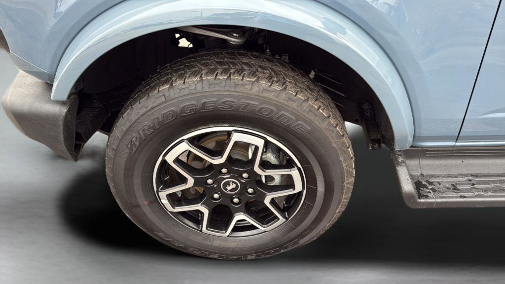 Certified 2025 Ford Bronco Outer Banks AWD/4WD image 45