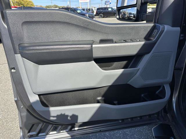 Certified 2024 Ford F250 XLT w/ Snow Plow Prep Package image 16