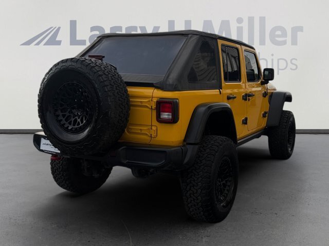 Used 2020 Jeep Wrangler Unlimited Rubicon AWD/4WD image 4