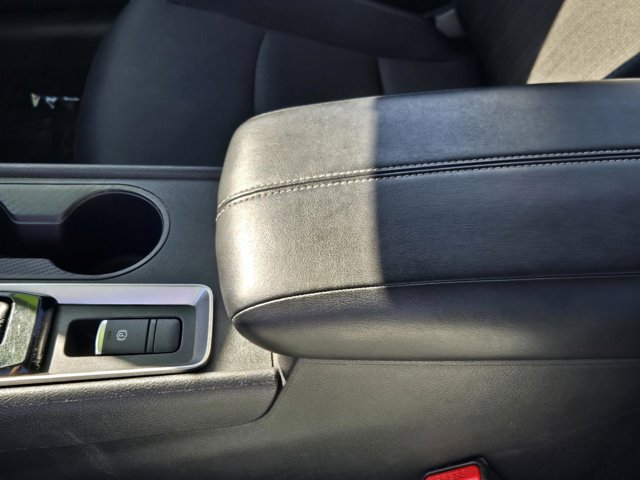 Used 2025 Nissan Altima 2.5 SV AWD/4WD image 23