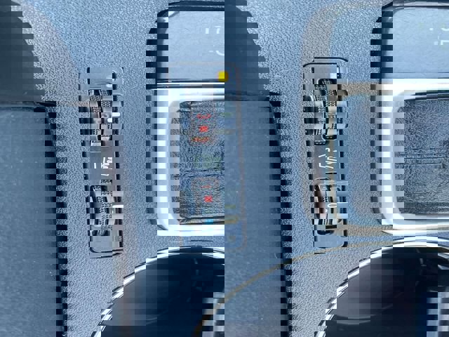 Used 2018 Toyota Highlander Limited image 31