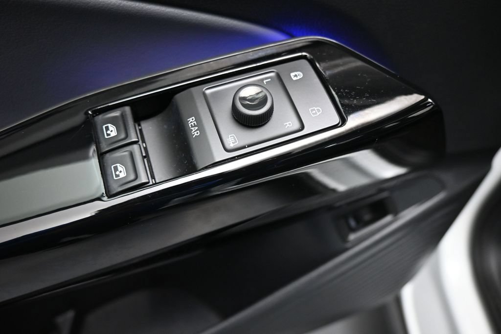 Used 2024 Volkswagen ID.4 S RWD image 11