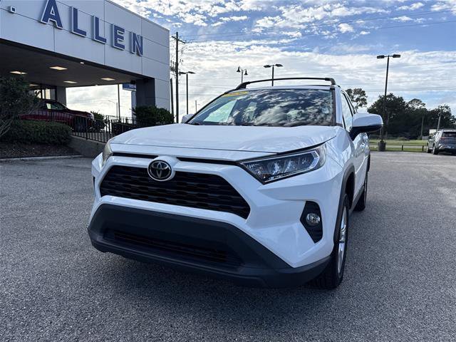 Used 2020 Toyota RAV4 XLE FWD image 16