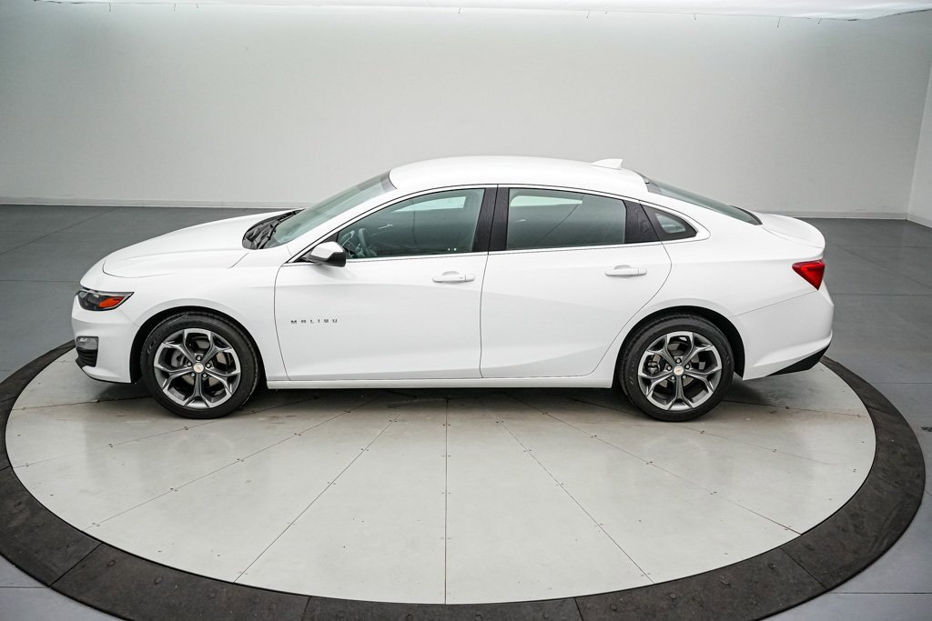 Used 2024 Chevrolet Malibu LT image 7