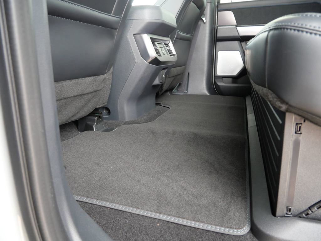 Certified 2026 Ford F250 Platinum image 15