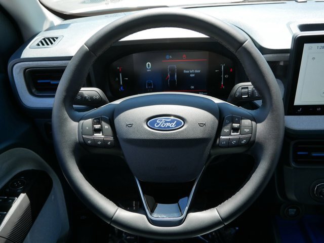 Certified 2025 Ford Maverick XLT w/ XLT Luxury Package AWD/4WD image 17