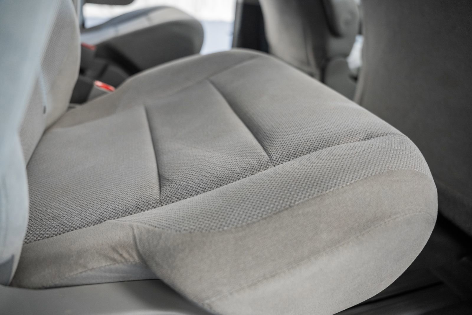 Used 2020 Toyota Sienna L image 29