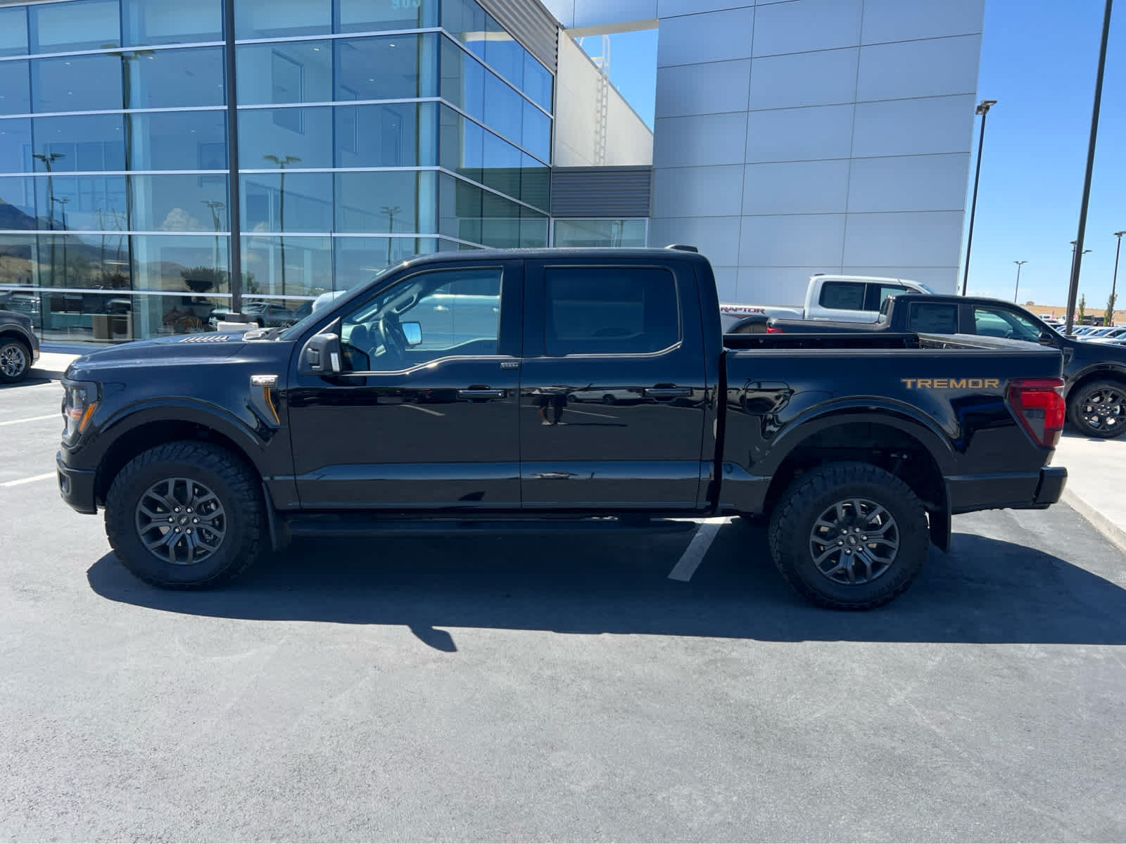 Certified 2025 Ford F150 Tremor AWD/4WD image 12