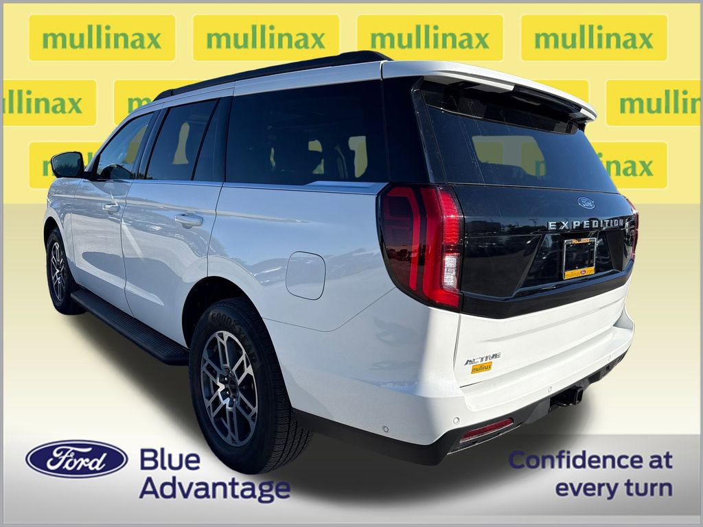 Certified 2025 Ford Expedition Active image 11