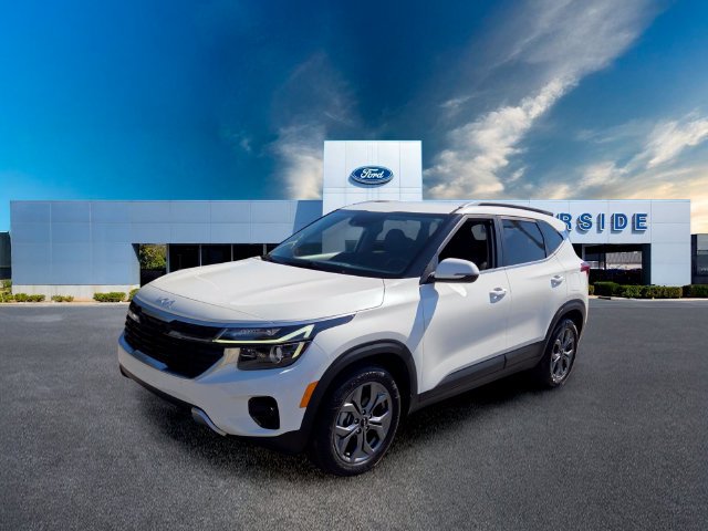 Used 2024 Kia Seltos S FWD image 3