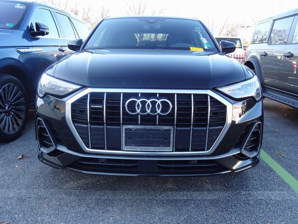 Used 2021 Audi Q3 2.0T Premium w/ Convenience Package image 4