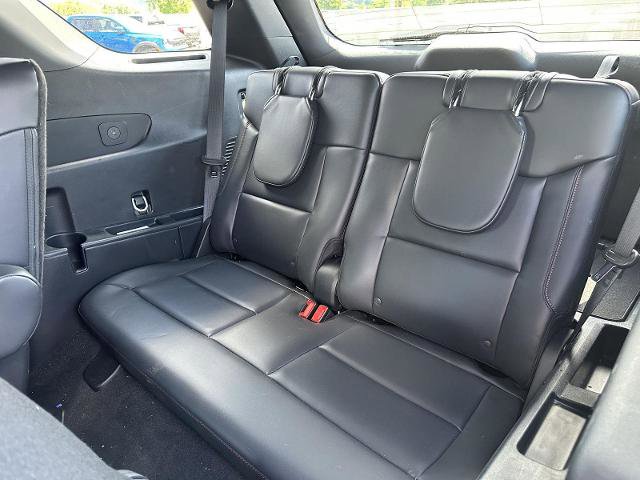 Certified 2025 Ford Explorer ST-Line AWD/4WD image 17