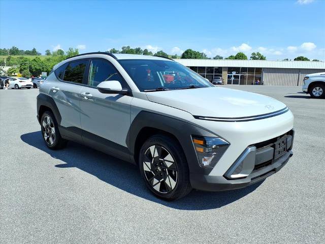 Used 2025 Hyundai Kona SEL FWD image 6