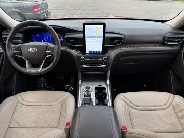 Certified 2020 Ford Explorer Platinum w/ Premium Technology Package AWD/4WD image 12