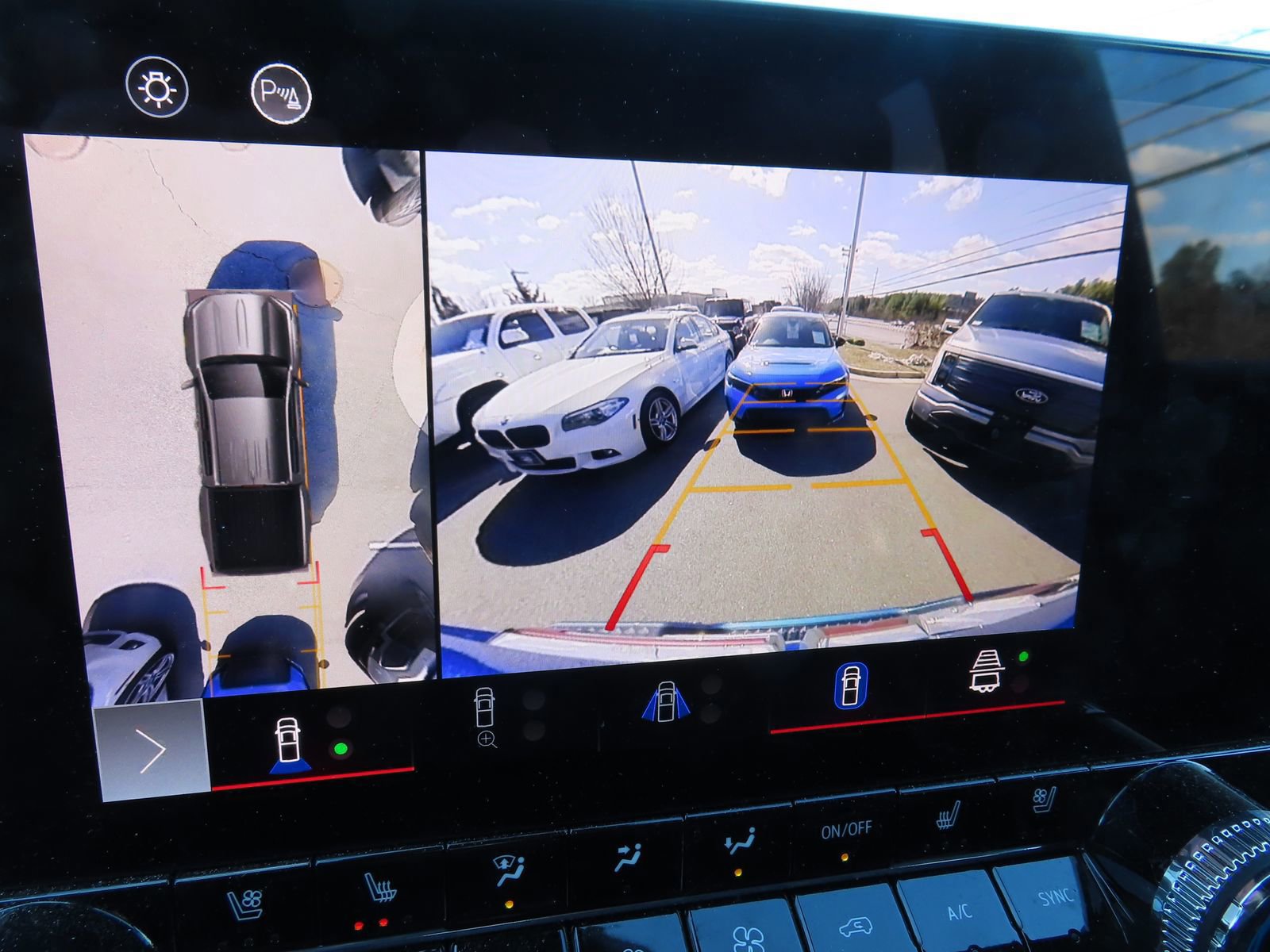 Used 2023 GMC Canyon AT4 w/ AT4 Premium Package image 24