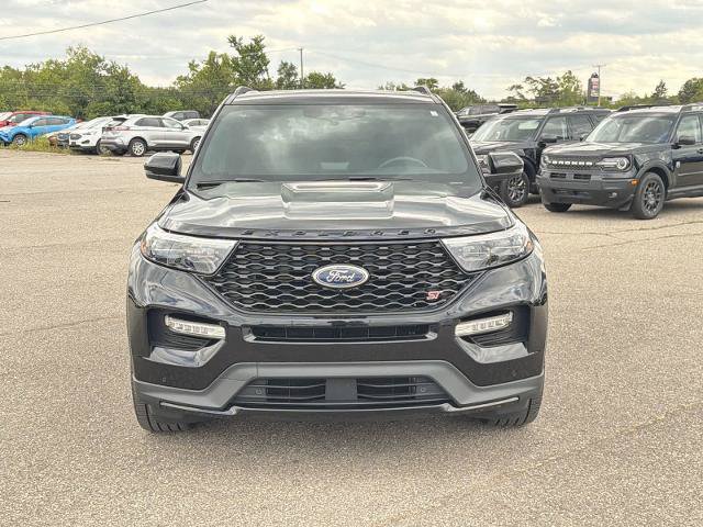 Certified 2023 Ford Explorer ST w/ Equipment Group 401A AWD/4WD image 2