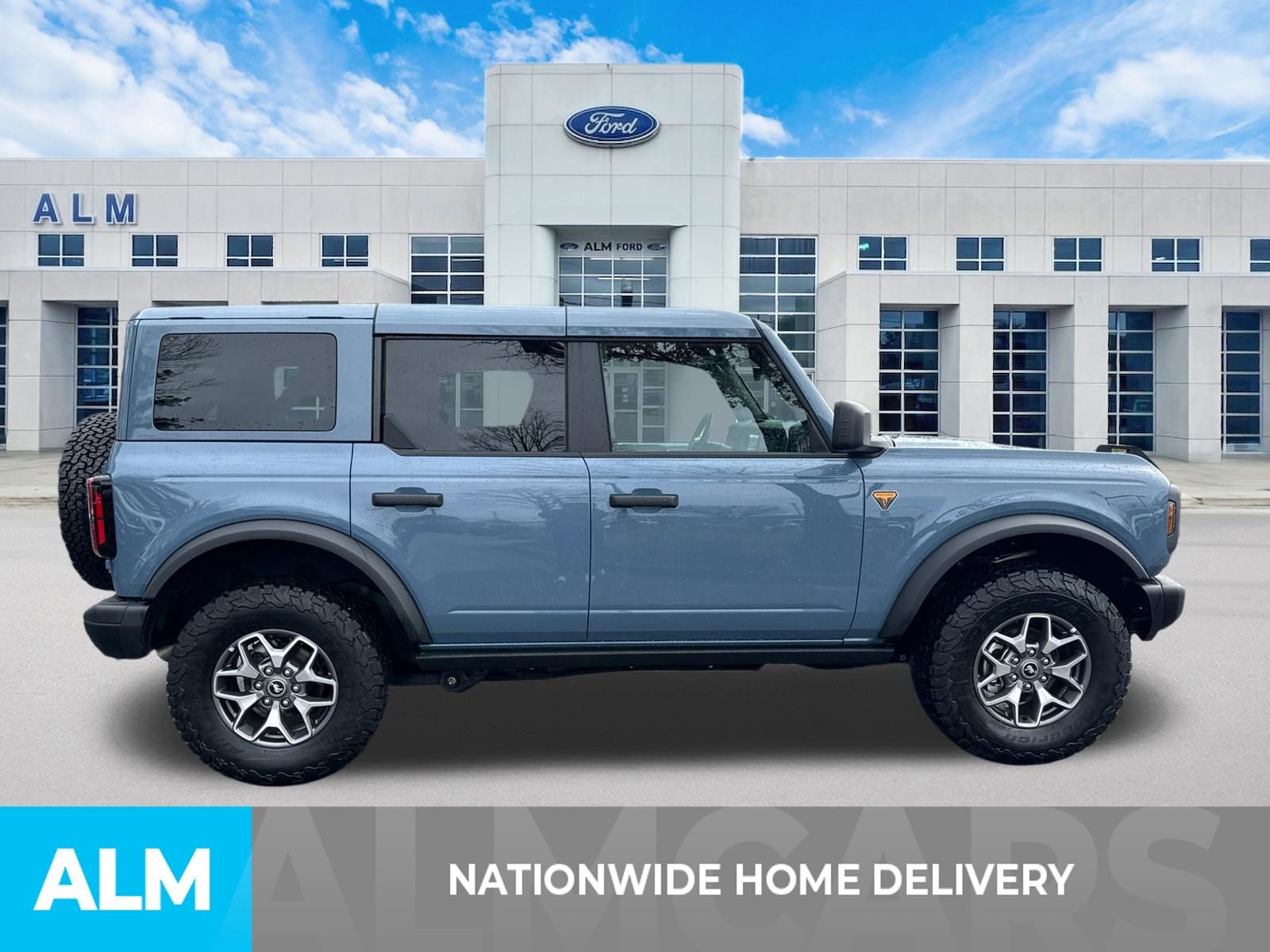 Certified 2025 Ford Bronco Badlands AWD/4WD image 4