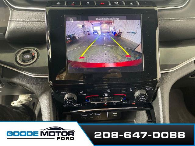 Used 2021 Jeep Grand Cherokee L Laredo RWD image 16