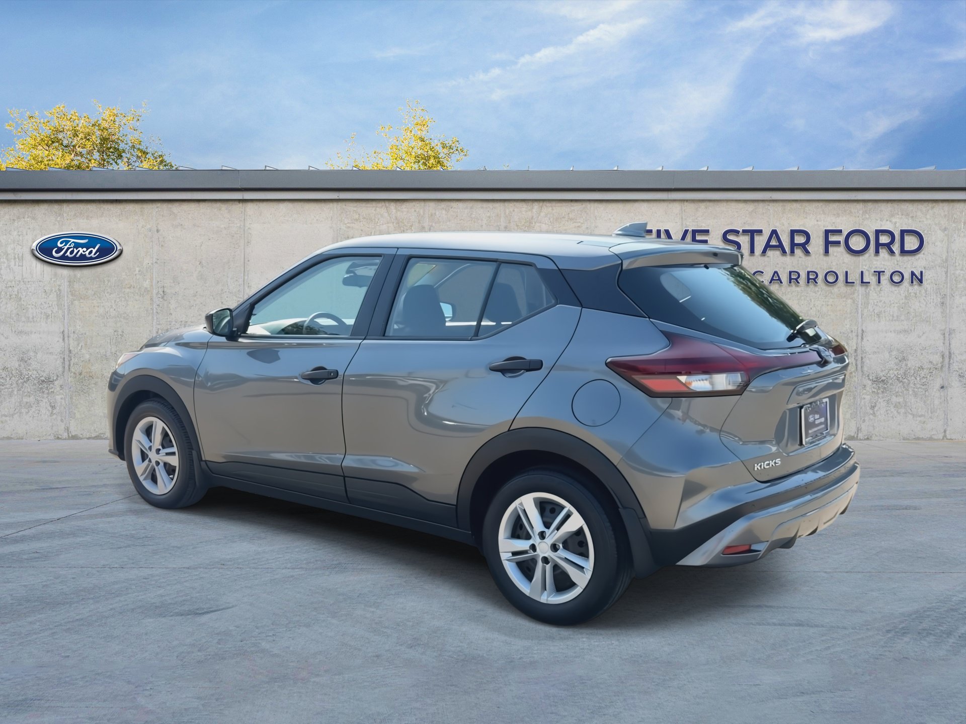 Used 2024 Nissan Kicks S FWD image 6