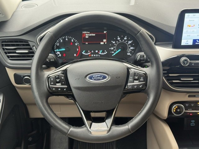 Certified 2022 Ford Escape SE w/ Cold Weather Package image 14