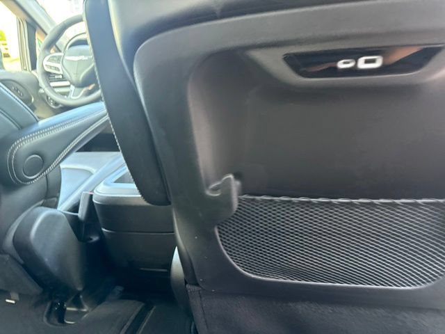 Used 2025 Chrysler Pacifica Select FWD image 35