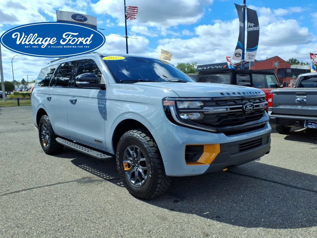 Certified 2025 Ford Expedition Tremor AWD/4WD image 4